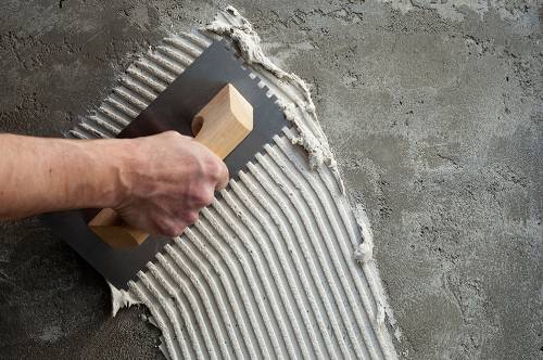 Stucen op beton